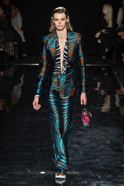 Look 31